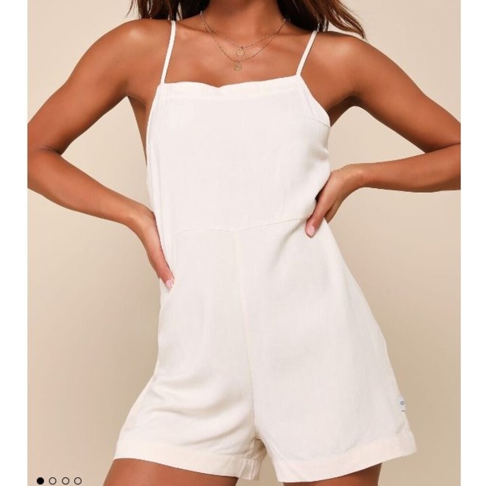 Rhythm Lulu Cream Beige Linen Sleeveless Romper - NWT Medium